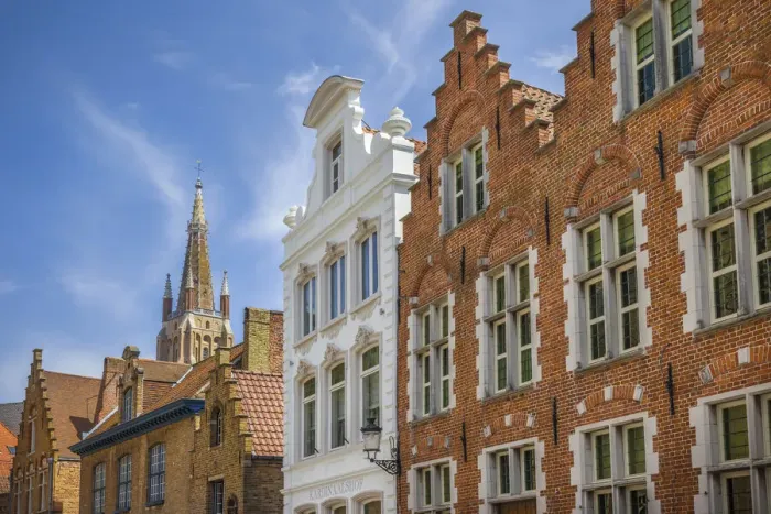 Framed Print : Historic houses in the old town of Bruges, West Flanders, Belgium Framed Print : Historic houses in the old town of Bruges, West Flanders, Belgium