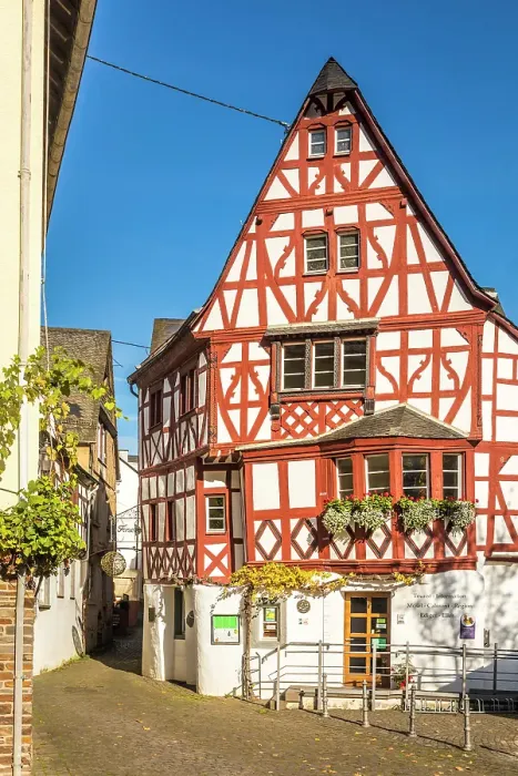 Framed Print : Historic houses in the old town of Ediger, Ediger-Eller, Mosel, Rhineland-Palatinate, Germany Framed Print : Historic houses in the old town of Ediger, Ediger-Eller, Mosel, Rhineland-Palatinate, Germany