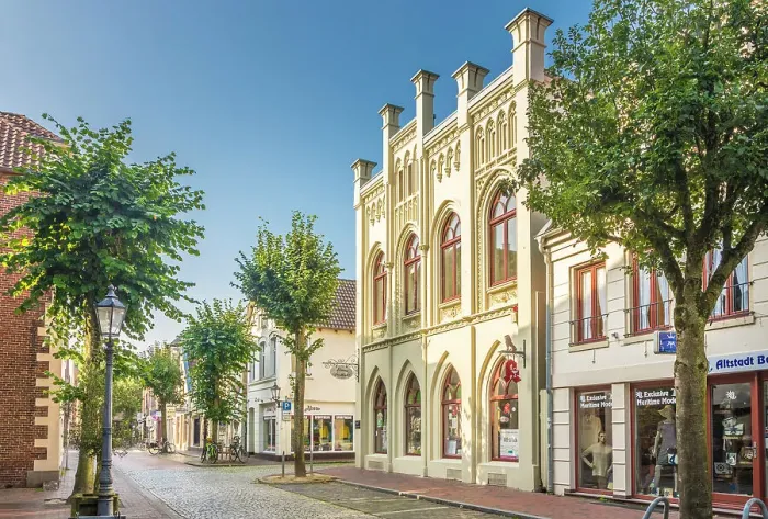Framed Print : Historic houses in the old town, Leer, East Frisia, Lower Saxony, Germany Framed Print : Historic houses in the old town, Leer, East Frisia, Lower Saxony, Germany