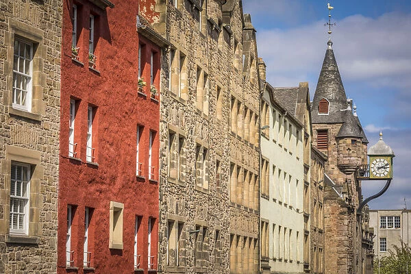 Historic houses in the Royal Mile, Edinburgh, City of Edinburgh, Scotland, Great Britain