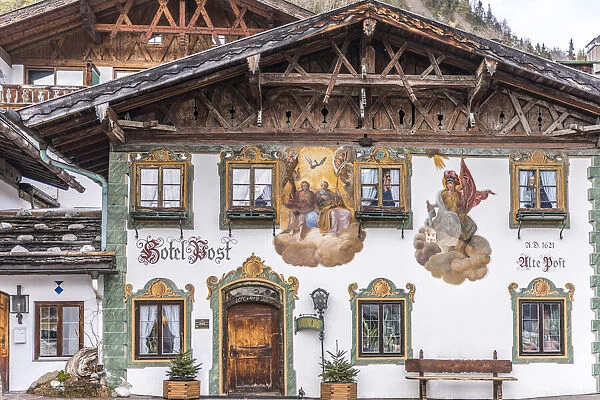 Historic houses with traditional facacde painting in Wallgau, Upper Bavaria, Bavaria, Germany