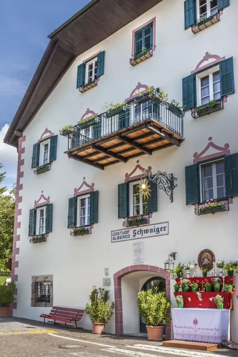 Framed Print : Historic inn in Lengstein am Ritten, Renon, South Tyrol, Italy