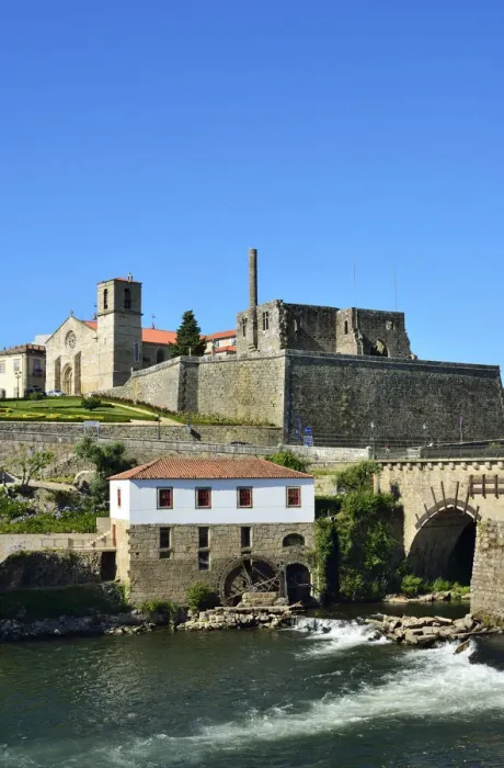 Framed Print : The historic site of Barcelos and the medieval bridge that is used by the pilgrims