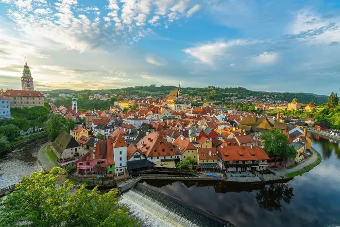 Framed Print : Historic town of Cesky Krumlov and Cesky Krumlov Caste Tower on sunny day, UNESCO, Cesky Krumlov, South Bohemian Region, Czech Republic Framed Print : Historic town of Cesky Krumlov and Cesky Krumlov Caste Tower on sunny day, UNESCO, Cesky Krumlov, South Bohemian Region, Czech Republic