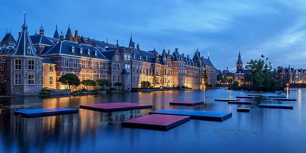 Hofvijver and Binnenhof at twilight, The Hague, South Holland, The Netherlands