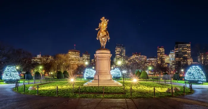Framed Print : Holiday lights at dusk in Boston Public Garden, Boston, Massachusetts, USA Framed Print : Holiday lights at dusk in Boston Public Garden, Boston, Massachusetts, USA