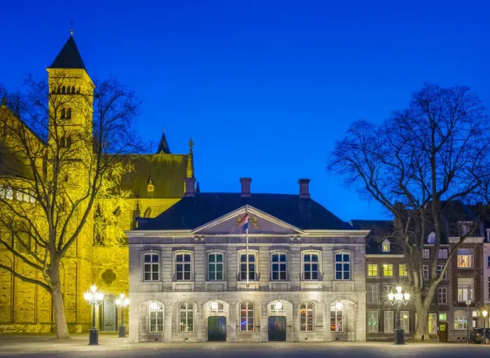 Framed Print : Hoofdwacht (guard house) on Vrijthof square at dusk, Mstricht, Limburg, Netherlands Framed Print : Hoofdwacht (guard house) on Vrijthof square at dusk, Mstricht, Limburg, Netherlands
