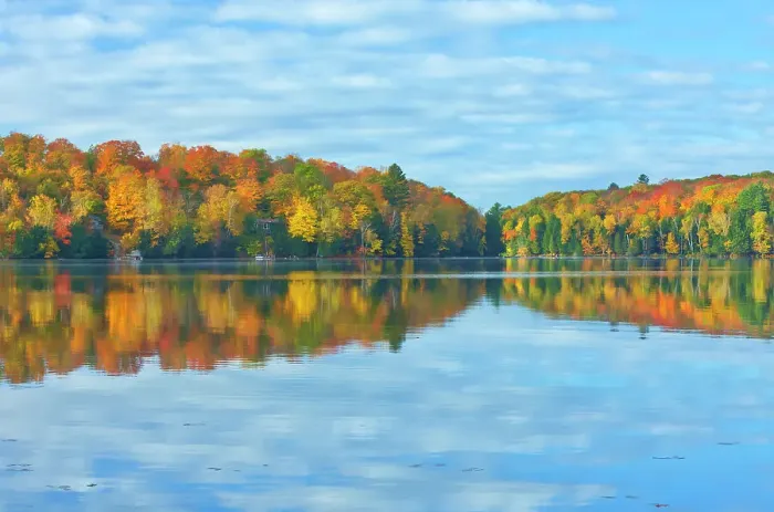 Framed Print : Horseshoe Lake in autumn with cottage, Near Parry Sound, Ontario, Canada Framed Print : Horseshoe Lake in autumn with cottage, Near Parry Sound, Ontario, Canada