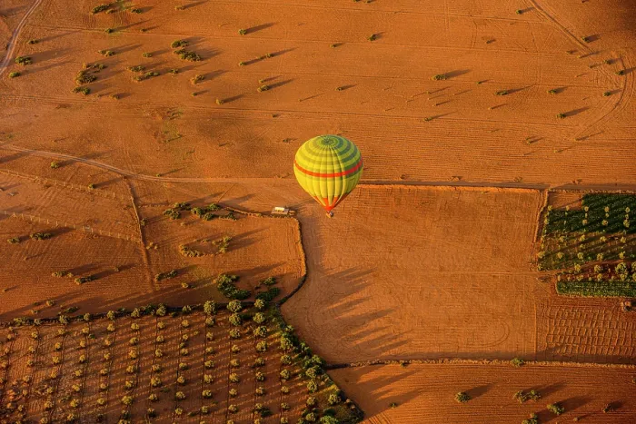 Framed Print : Hot air balloon over the Moroccan landscape, Marrakech, Morocco Framed Print : Hot air balloon over the Moroccan landscape, Marrakech, Morocco
