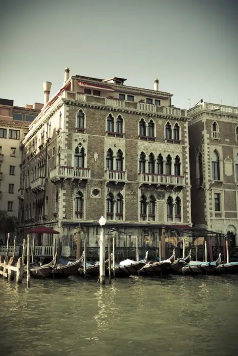 Framed Print : Hotel Bauer Palazzo, Grand Canal, Venice, Italy Framed Print : Hotel Bauer Palazzo, Grand Canal, Venice, Italy
