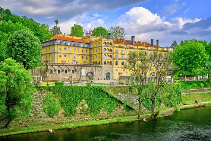 Framed Print : The Hotel Casa da Calçada occupies a 16th century building and faces the Tâmega river in Amarante. It is part of the Relais and Châteaux hotel group. Minho, Portugal Framed Print : The Hotel Casa da Calçada occupies a 16th century building and faces the Tâmega river in Amarante. It is part of the Relais and Châteaux hotel group. Minho, Portugal