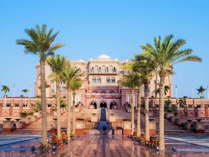 Framed Print : Hotel Emirates Palace, 7 Star Hotel, Abu Dhabi, United Arab Emirates