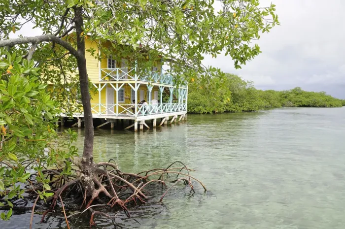 Framed Print : Hotel on stilts at Bastimentos Island, Bocas del Toro, Panama, Central America Framed Print : Hotel on stilts at Bastimentos Island, Bocas del Toro, Panama, Central America