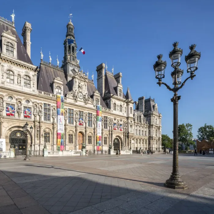 Framed Print : Hotel de Ville, housing of the citys local administration, Paris, France Framed Print : Hotel de Ville, housing of the citys local administration, Paris, France