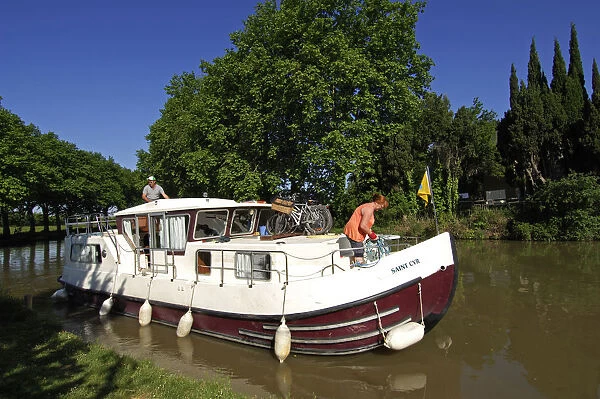 House boat, Canal du Midi, Midi, France
