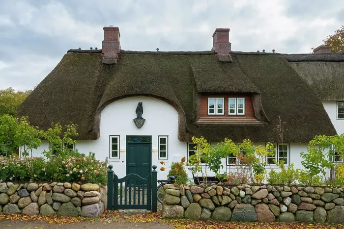 Framed Print : House with traditional thatched roof, Keitum, Sylt, Nordfriesland, Schleswig-Holstein, Germany Framed Print : House with traditional thatched roof, Keitum, Sylt, Nordfriesland, Schleswig-Holstein, Germany