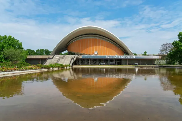 Framed Print : House of World Cultures (Haus der Kulturen der Welt) reflection on Wasserbecken, Berlin, Germany Framed Print : House of World Cultures (Haus der Kulturen der Welt) reflection on Wasserbecken, Berlin, Germany