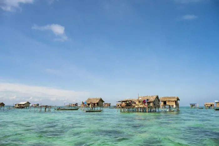 Framed Print : Still houses of the Bajau Laut sea gypsies, Bodgaya Island, Tun Sakaran Marine Park