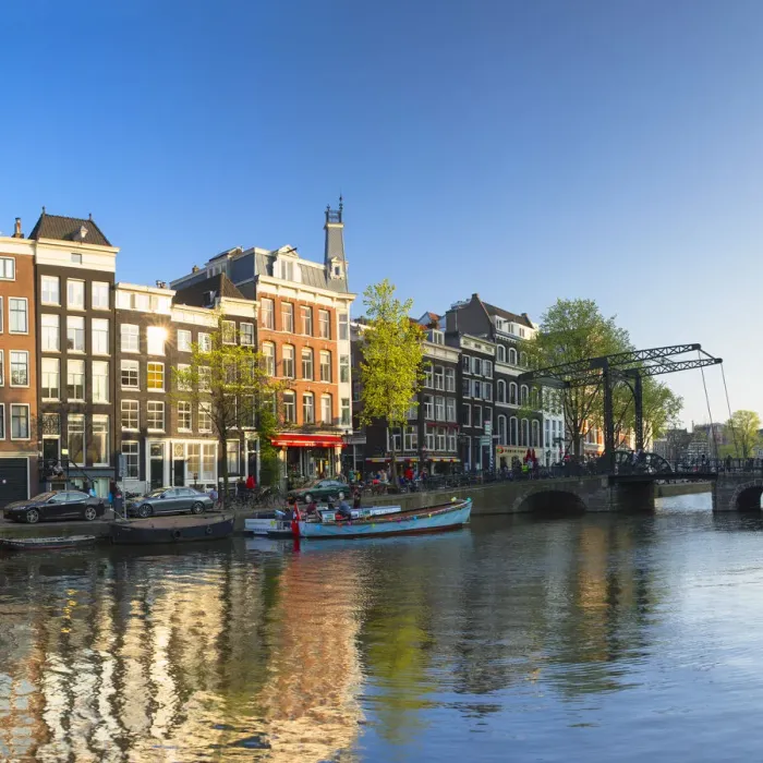 Framed Print : Houses along Kloveniersburgwal canal, Amsterdam, Netherlands Framed Print : Houses along Kloveniersburgwal canal, Amsterdam, Netherlands