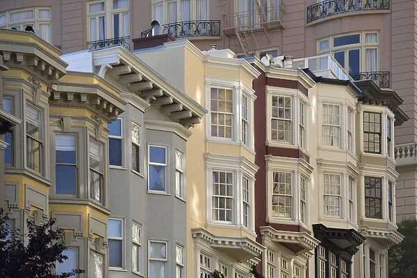 Houses on Mason street, Nob Hill, San Francisco, California, USA