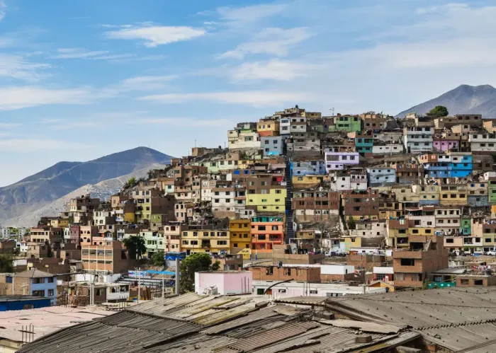 Framed Print : Houses on the way up the San Cristobal Hill, Lima, Peru Framed Print : Houses on the way up the San Cristobal Hill, Lima, Peru
