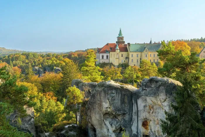 Framed Print : Hruba Skala Castle on rocky cliff, Hruba Skala, Bohemian Paradise Protected Landscape Area, Semily District, Liberec Region, Bohemia, Czech Republic