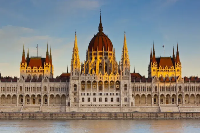 Framed Print : Hungarian Parliamnet Building, Budapest, Hungary Framed Print : Hungarian Parliamnet Building, Budapest, Hungary