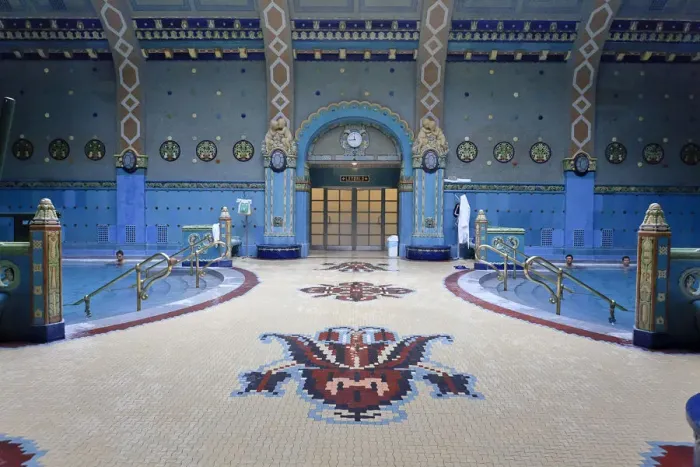 Framed Print : Hungary, Budapest, Gellert Baths & Spa, thermal area Framed Print : Hungary, Budapest, Gellert Baths & Spa, thermal area