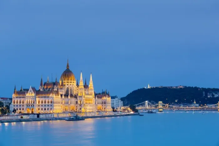 Framed Print : Hungary, Central Hungary, Budapest. Chain Bridge and the Hungarian Parliament Building Framed Print : Hungary, Central Hungary, Budapest. Chain Bridge and the Hungarian Parliament Building