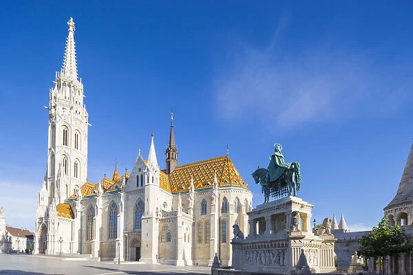 Hungary, Central Hungary, Budapest. St. Matthias Church and St Stephen Statue are