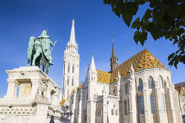 Hungary, Central Hungary, Budapest. St. Matthias Church and St Stephen Statue
