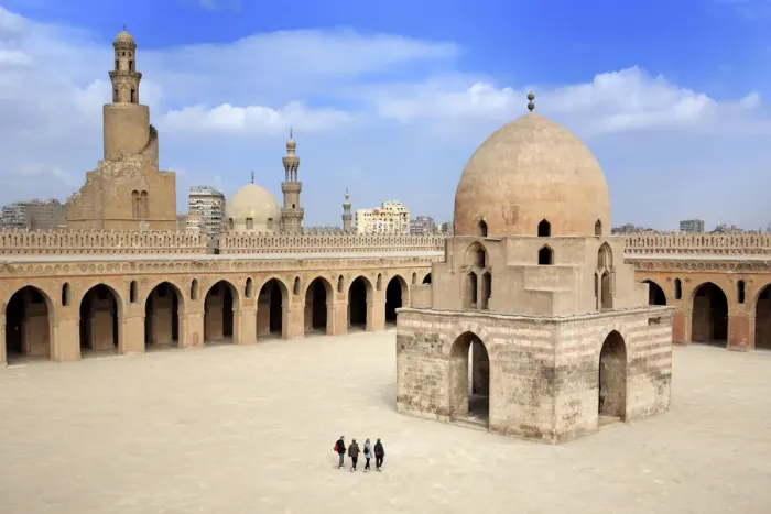 Framed Print : Ibn Tulun mosque (879), Cairo, Egypt Framed Print : Ibn Tulun mosque (879), Cairo, Egypt
