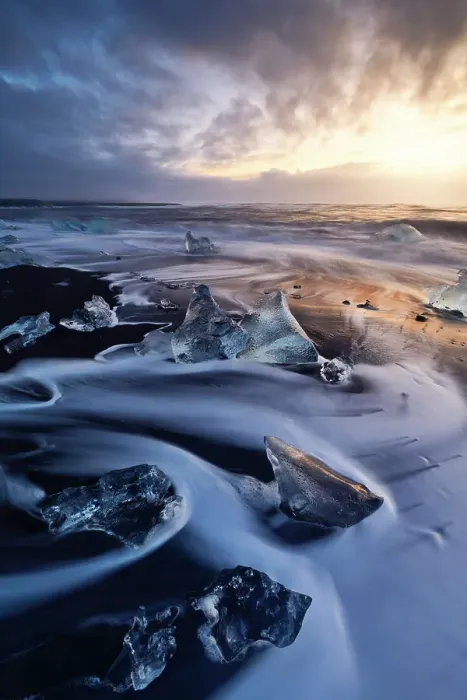 Framed Print : the ice blocks of the famous Black Sand Beach, Jokusarloon, Iceland Framed Print : the ice blocks of the famous Black Sand Beach, Jokusarloon, Iceland