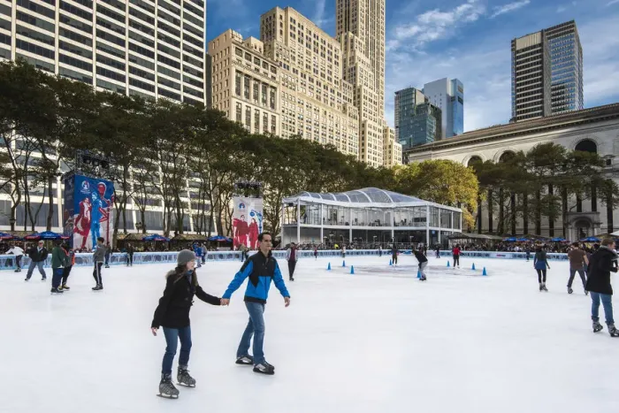 Framed Print : Ice skating in Bryant Park, Manhattan, New York, USA Framed Print : Ice skating in Bryant Park, Manhattan, New York, USA