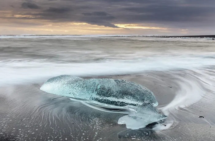 Framed Print : Iceberg on the beach at sunrise, near Jokulsarlon glacial lagoon, Iceland Framed Print : Iceberg on the beach at sunrise, near Jokulsarlon glacial lagoon, Iceland