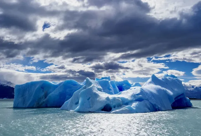 Framed Print : Iceberg on Lake Argentino, Los Glaciares National Park, Santa Cruz Province, Patagonia
