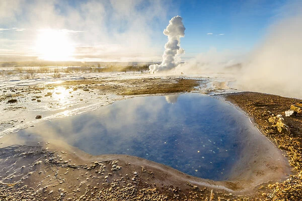Iceland, Southern Iceland, Geysir, Strokkur geyser, the fascinating natural phenomenon of