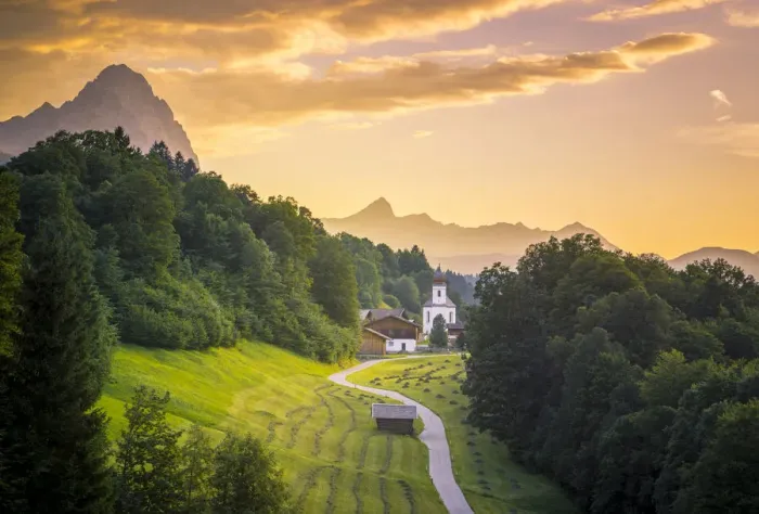 Framed Print : The iconic Wamberg Church, with Mount Alpspitze and Zugspitze on the background. Wamberg