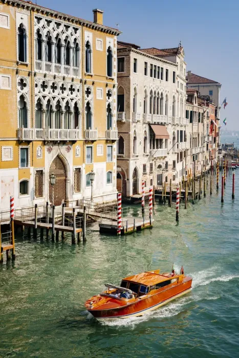 Framed Print : Iconic wooden motorboat, Grand Canal, Venice, Veneto, Italy