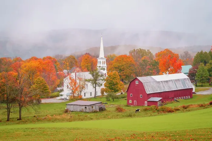 Framed Print : Idyllic Farm in Peacham on a Foggy Morning Peacham, Northeast Kingdom of Vermont, Vermont, New England, USA