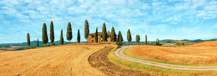 Framed Print : Idyllic farmhouse surrounded by cypress trees in the Tuscan countryside. Orcia valley, Siena province, Tuscany, Italy Framed Print : Idyllic farmhouse surrounded by cypress trees in the Tuscan countryside. Orcia valley, Siena province, Tuscany, Italy