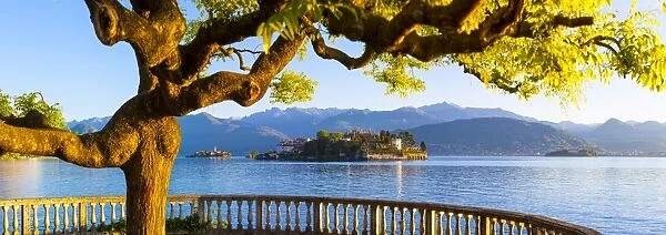 The idyllic Isola dei Pescatori & Isola Bella, Borromean Islands, Lake Maggiore