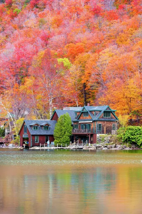 Framed Print : Idyllic Lake Willoughby Lake Willoughby, Northeast Kingdom of Vermont, Vermont, New England, USA Framed Print : Idyllic Lake Willoughby Lake Willoughby, Northeast Kingdom of Vermont, Vermont, New England, USA