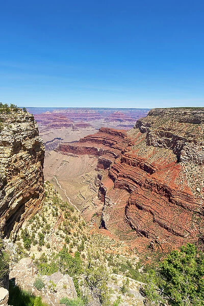 Idyllic shot of Grand Canyon near Monument Creek Vista along Hermit Road, Grand Canyon National Park, Arizona, USA