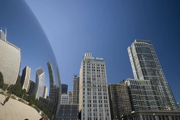 Illinois, Chicago, Millennium Park, Cloud Gate sculpture by Anish Kapoor
