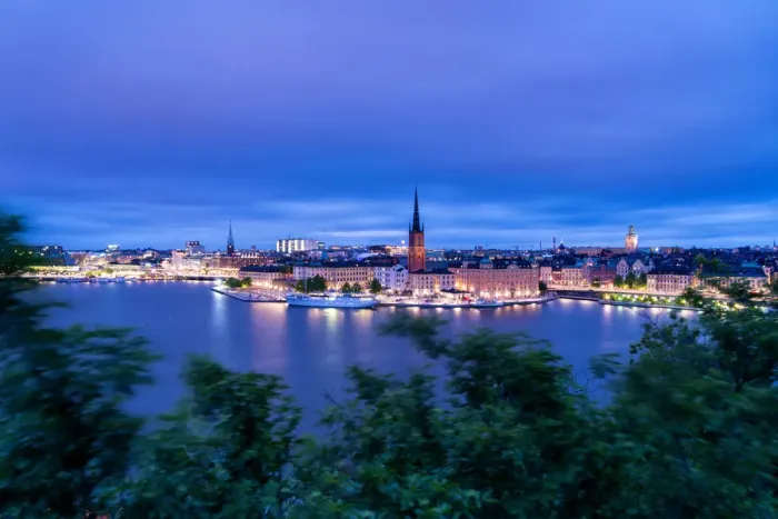 Framed Print : Illuminated buildings of Gamla Stan at dusk from Monteliusvagen Framed Print : Illuminated buildings of Gamla Stan at dusk from Monteliusvagen