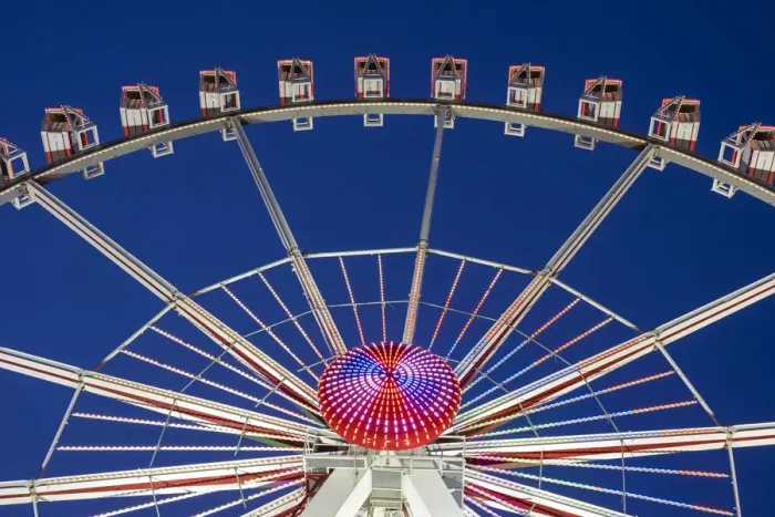 Framed Print : Illuminated Ferris Wheel at Hamburger DOM funfair at night, St. Pauli, Hamburg, Germany