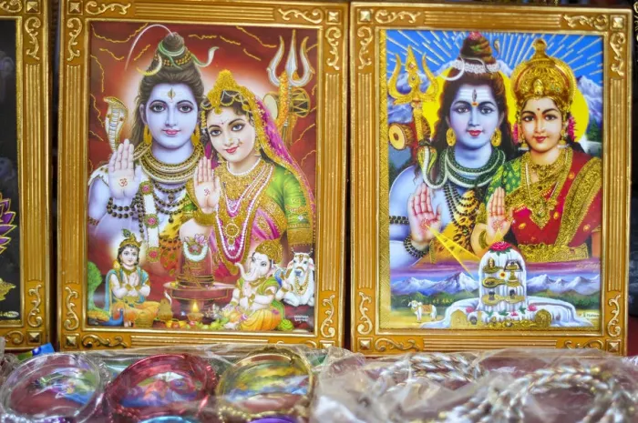 Framed Print : Images of Hindu Gods, Pashupatinath, Kathmandu, Nepal, Asia