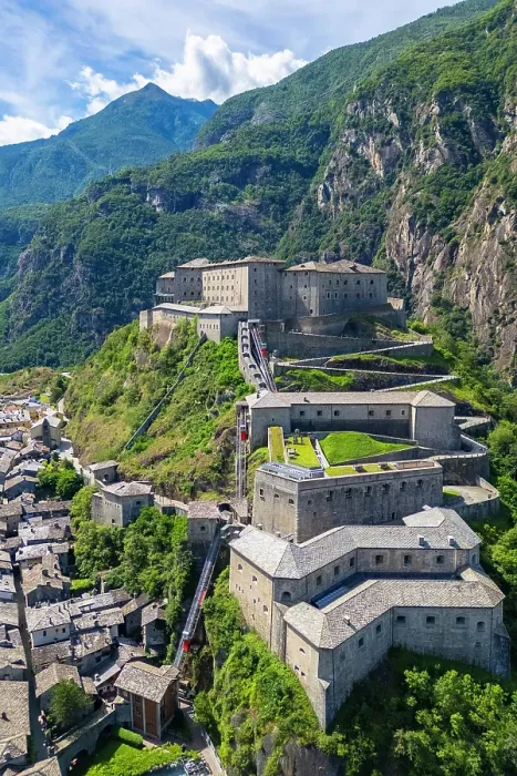 Framed Print : imposing fortress of Forte di Bard in summer. Bard, Aosta Valley, Italy Framed Print : imposing fortress of Forte di Bard in summer. Bard, Aosta Valley, Italy