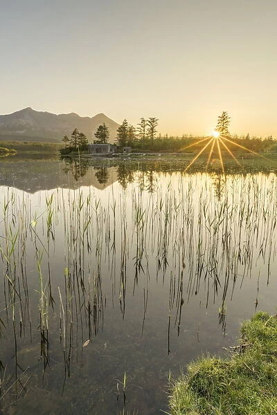 Inagh Lake at sunset. Inagh valley, Connemara, Co. Galway, Connacht province, Ireland